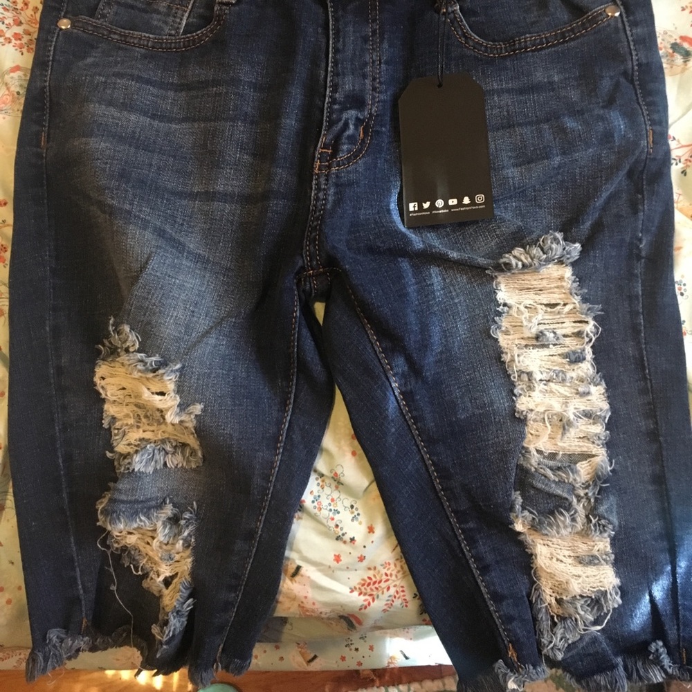 Distressed shorts